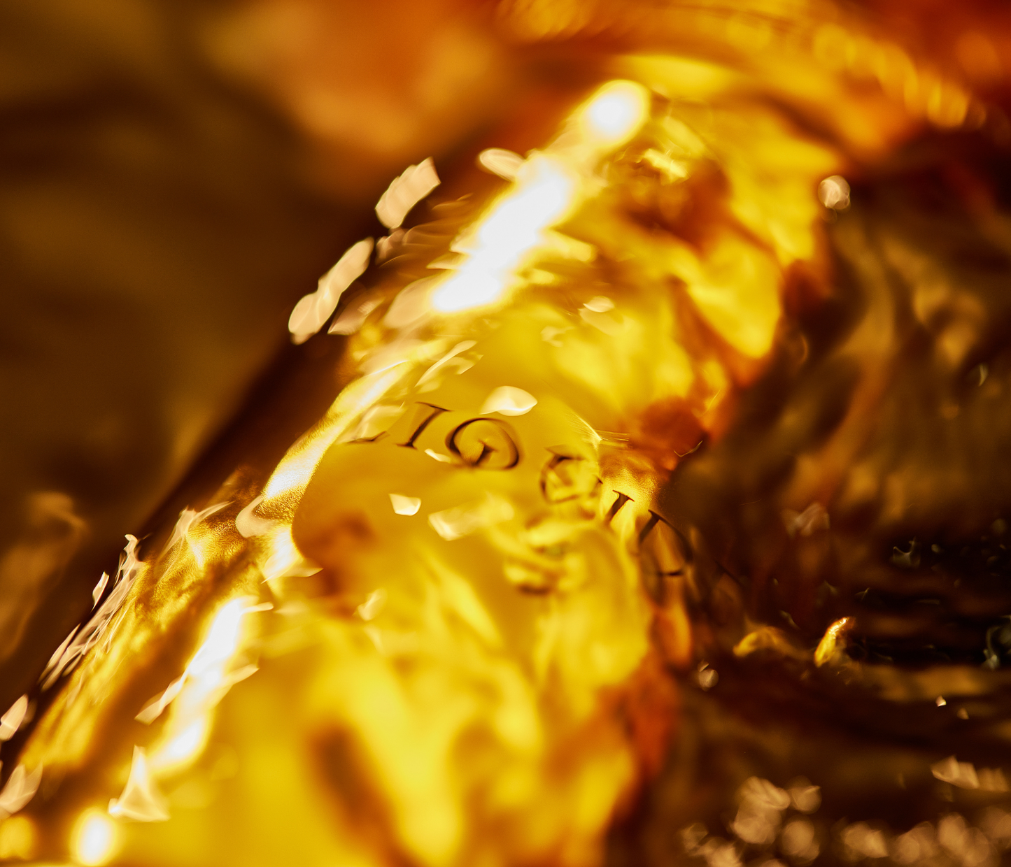 LIQUIDE Gold