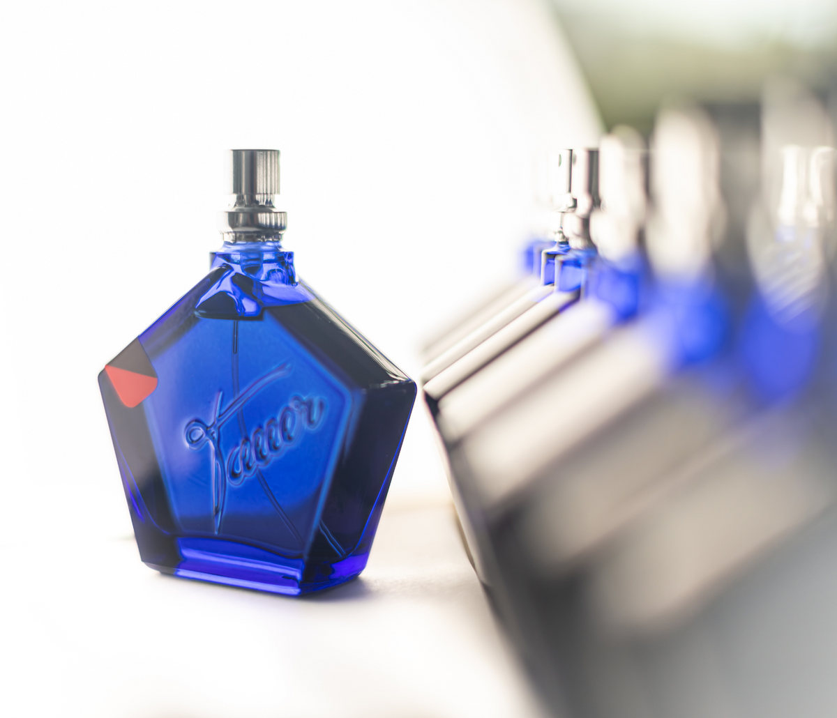 Tauer Perfumes - Au Coeur Du Désert Extrait – Les Senteurs Tauer Perfumes - Au Coeur Du Désert Extrait – Les Senteurs