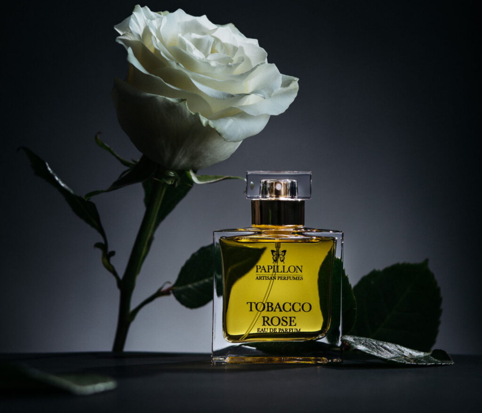 rose tobacco Smooth sandalwood interweaves with the rose BDK Parfums Tabac Rose Eau